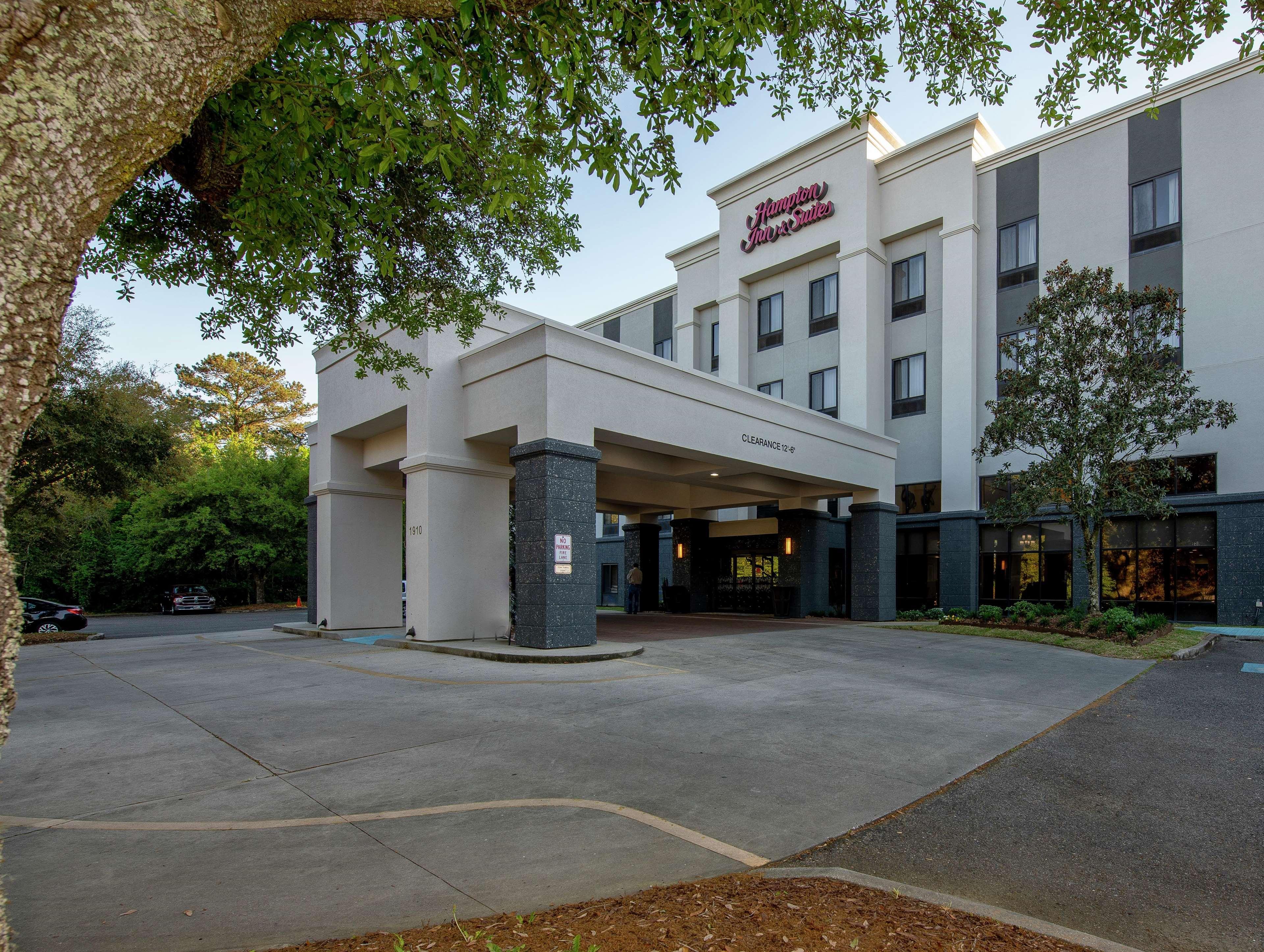Hampton Inn And Suites Lafayette Exterior photo