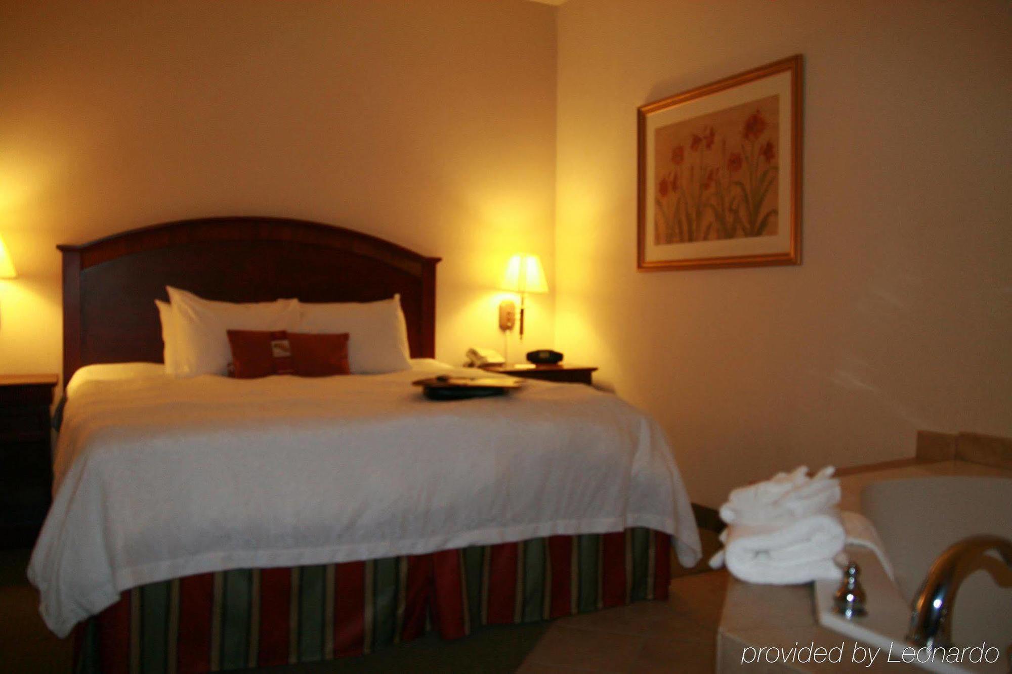 Hampton Inn And Suites Lafayette Room photo